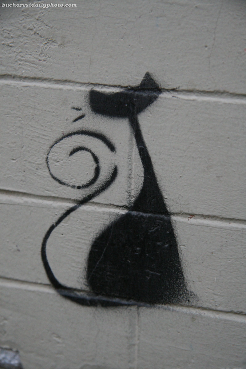 funny graffiti characters stencils